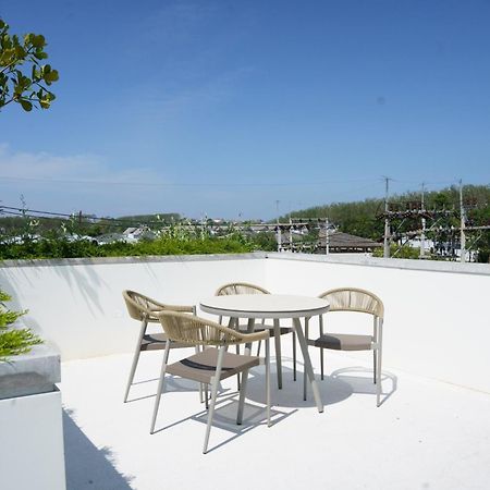 Tree O'Clock Pool Villa - Phuket Thalang Exterior foto